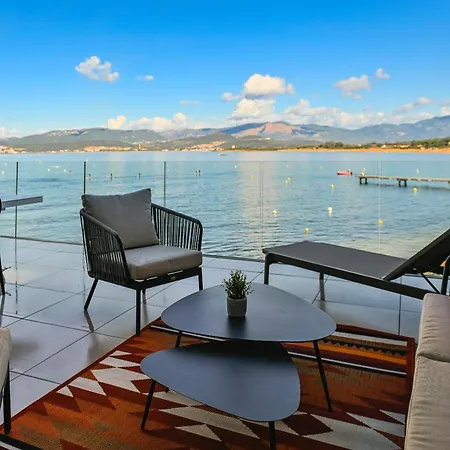 T2 Luxe Pieds Dans L'eau Porticcio