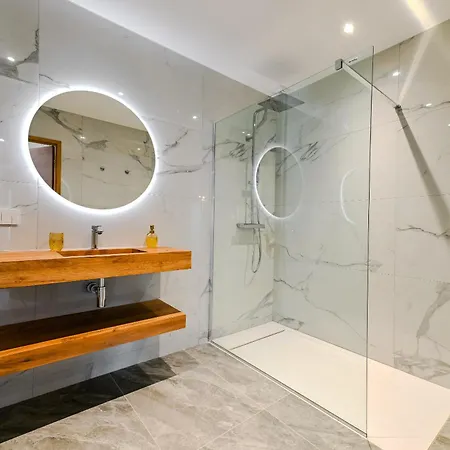 T2 Luxe Pieds Dans L'eau Porticcio * Grosseto-Prugna